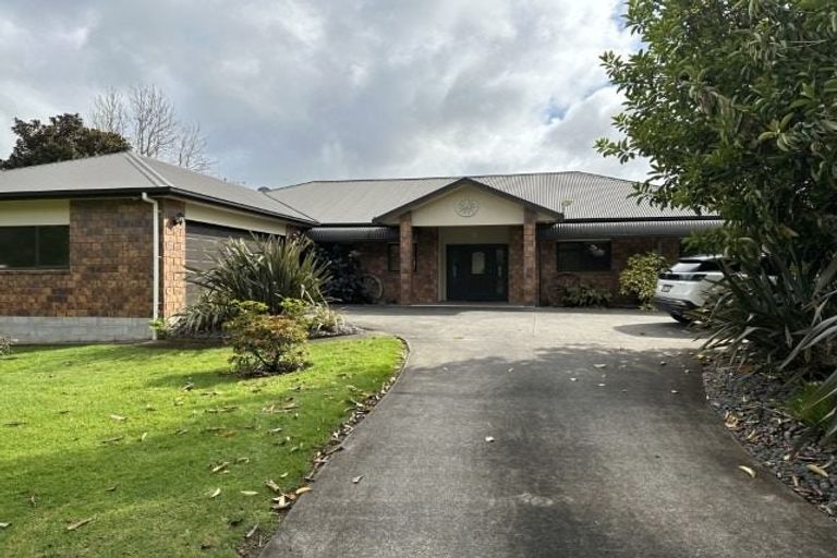 Photo of property in 4 Keenan Road, Pyes Pa, Tauranga, 3173