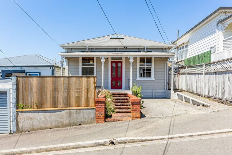 Photo of property in 43 Hanover Street, Wadestown, Wellington, 6012