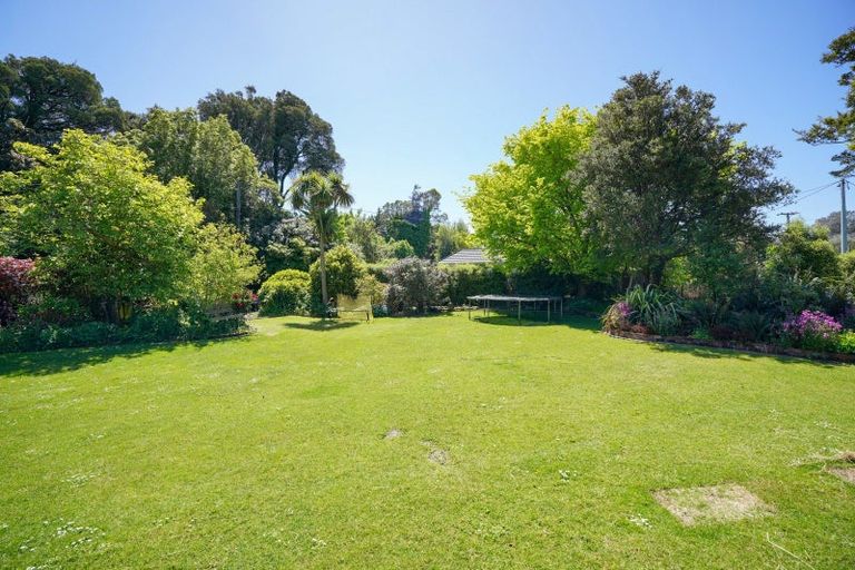 Photo of property in 18 Mahuri Road, Otatara, Invercargill, 9879