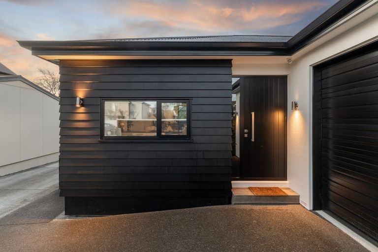 Photo of property in 257a Edgeware Road, Edgeware, Christchurch, 8013