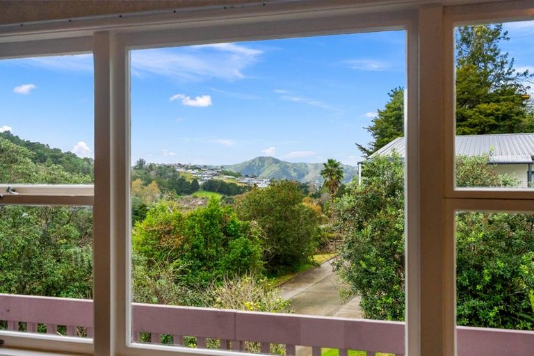 Photo of property in 10 Willow Place, Horahora, Whangarei, 0110
