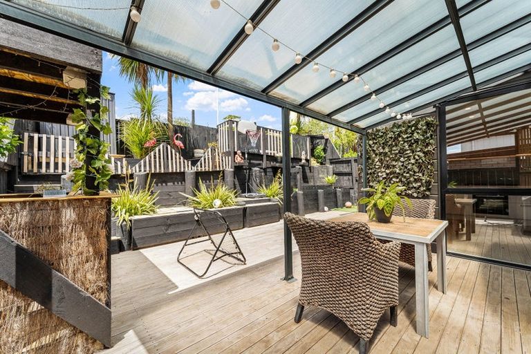 Photo of property in 49 Kea Road, Silverdale, 0932