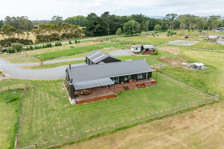 Photo of property in 45 Selwyn Lake Road, Leeston, 7683