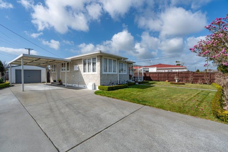 Photo of property in 18 Carrington Avenue, Hillcrest, Hamilton, 3216