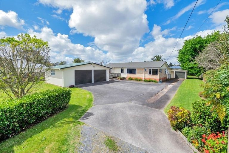Photo of property in 35 Harrington Road, Henderson, Auckland, 0610