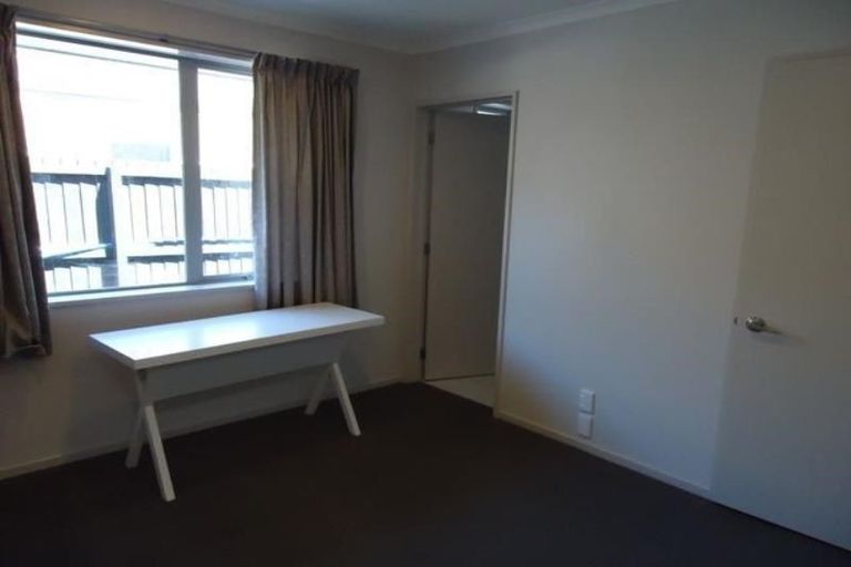 Photo of property in 20a Karamu Street, Upper Riccarton, Christchurch, 8041