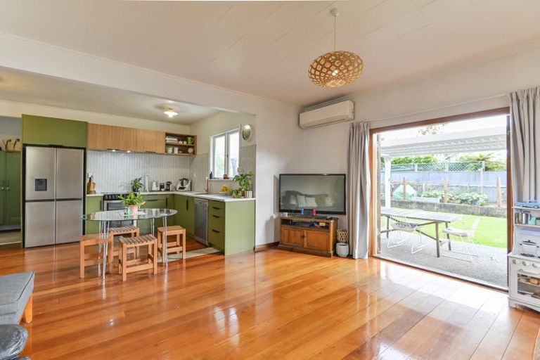 Photo of property in 920 Nelson Street North, Mahora, Hastings, 4120