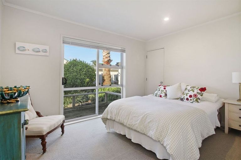 Photo of property in 107 Torkar Road, Clarks Beach, 2122