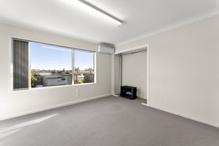 Photo of property in 1 Forrester Drive, Welcome Bay, Tauranga, 3112