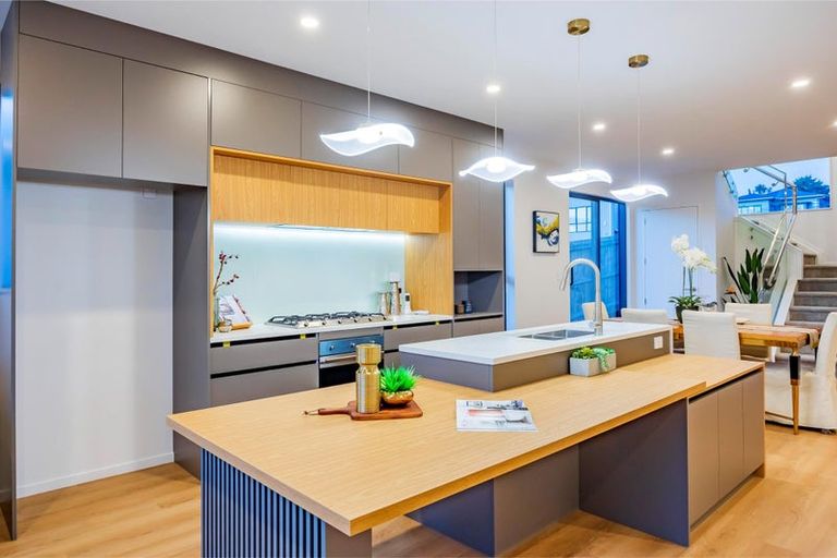 Photo of property in 10 Monte Cristal Avenue, Swanson, Auckland, 0614