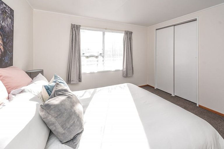 Photo of property in 21 Oturi Road, Waverley, 4510