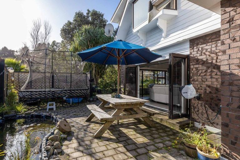 Photo of property in 9 Lombardy Place, Whalers Gate, New Plymouth, 4310