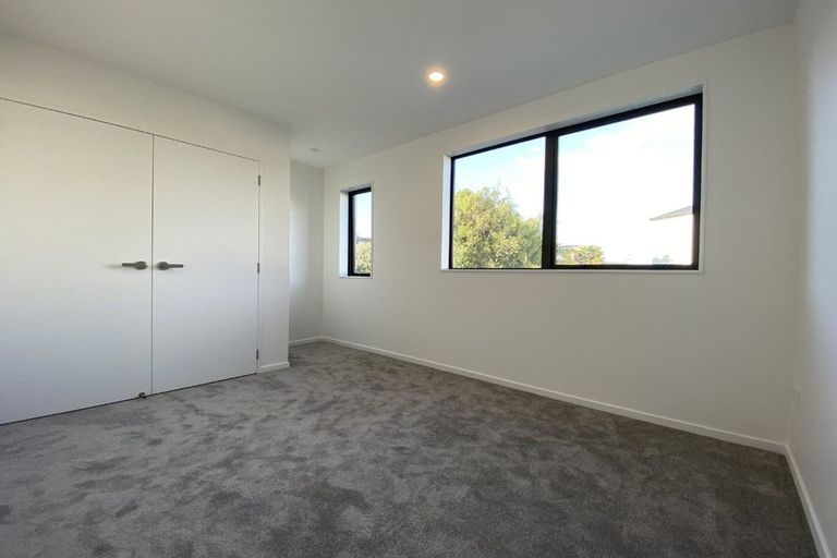 Photo of property in 15d Tabitha Crescent, Henderson, Auckland, 0612