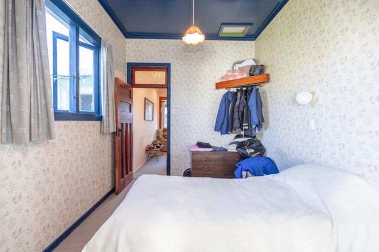 Photo of property in 30 Karaka Street, Castlecliff, Whanganui, 4501