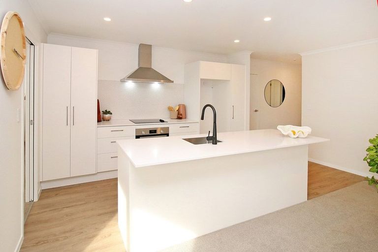 Photo of property in 21b Kiritiana Close, Pyes Pa, Tauranga, 3112