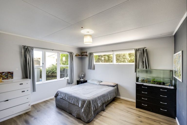 Photo of property in 17 Lichfield Crescent, Tamatea, Napier, 4112