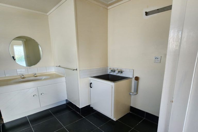 Photo of property in 4/17 Gowing Drive, Meadowbank, Auckland, 1072