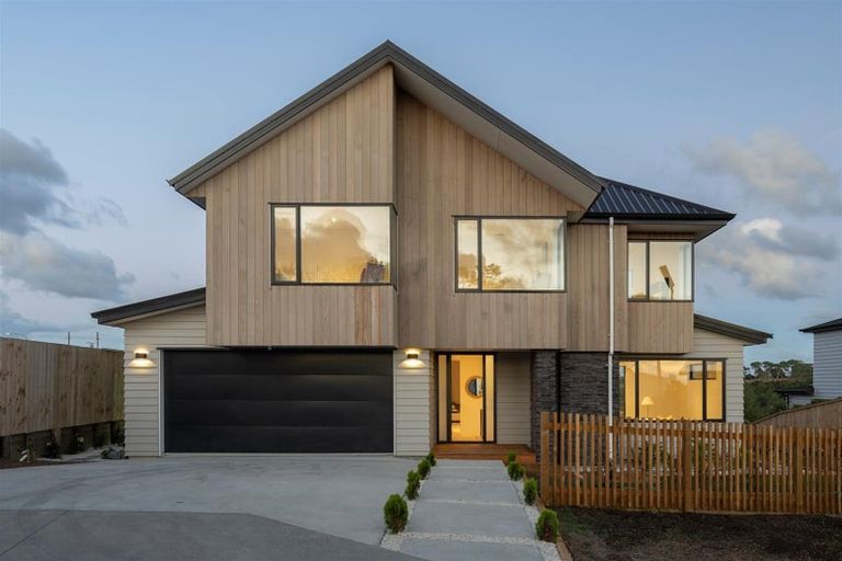 Photo of property in 3 Taku Close, Long Bay, Auckland, 0630