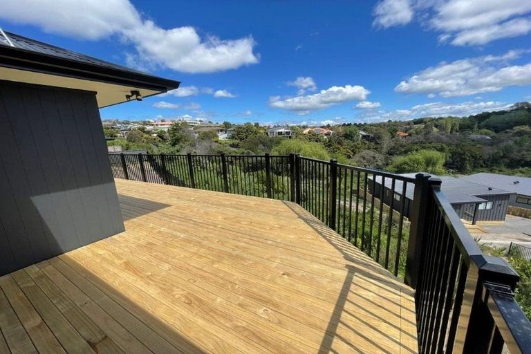 Photo of property in 11 Godwit Lane, Welcome Bay, Tauranga, 3112