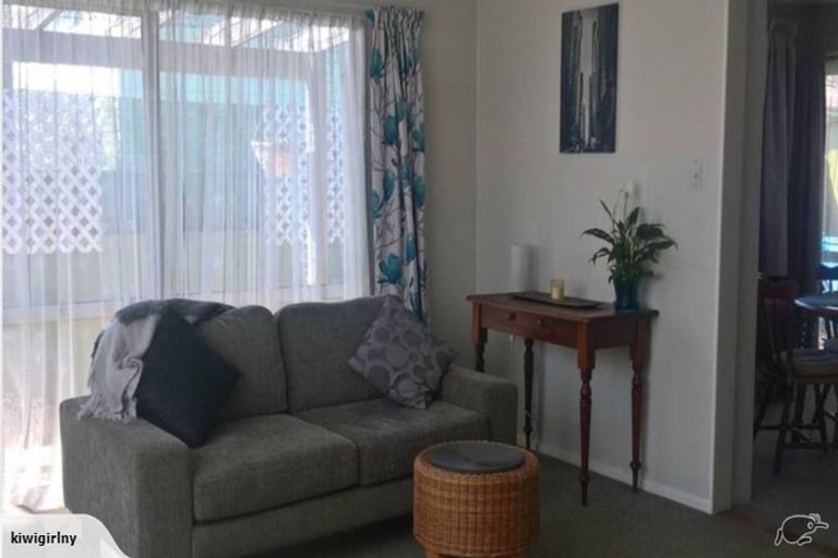 Photo of property in 2/33 Roto Street, Tahunanui, Nelson, 7011