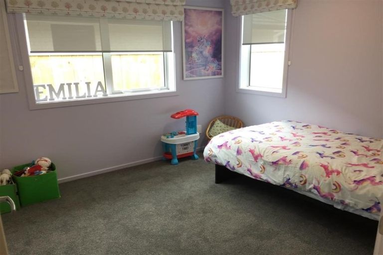 Photo of property in 8 Paioke Street, Waikanae, 5036