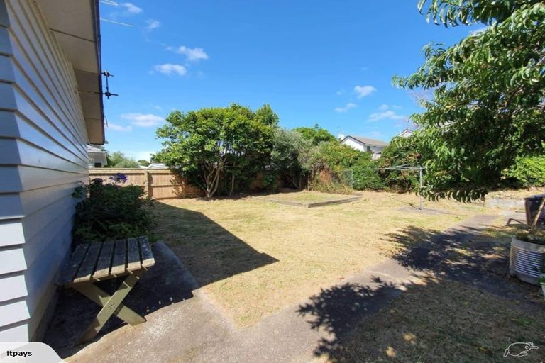 Photo of property in 8 Ruru Crescent, Heretaunga, Upper Hutt, 5018