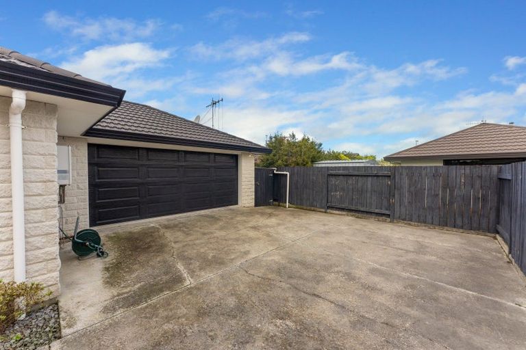 Photo of property in 47 Meridian Grove, Kelvin Grove, Palmerston North, 4414
