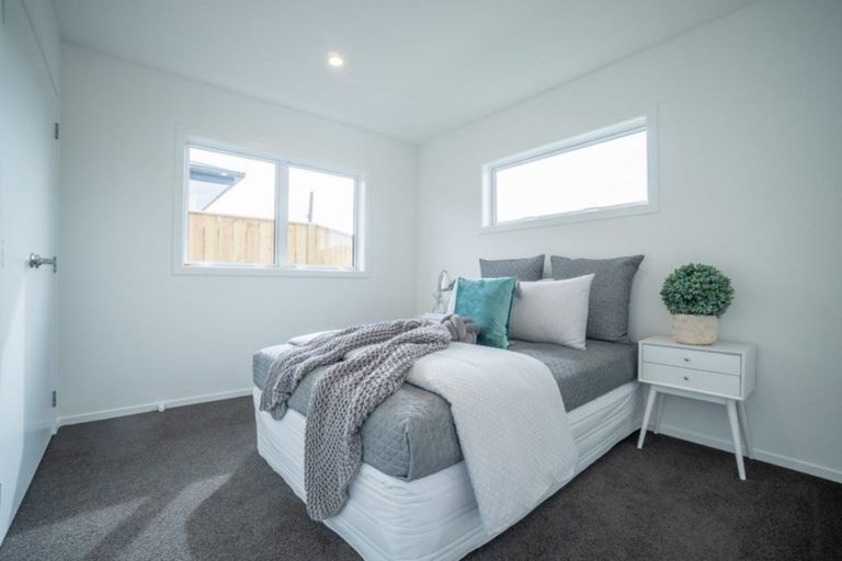 Photo of property in 13 Sutherland Crescent, Melrose, Wellington, 6023