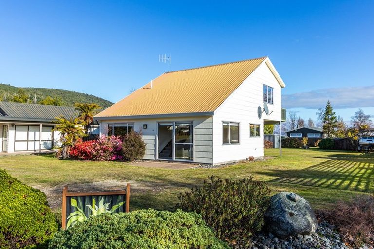 Photo of property in 15 Susan Lane, Kinloch, Taupo, 3377