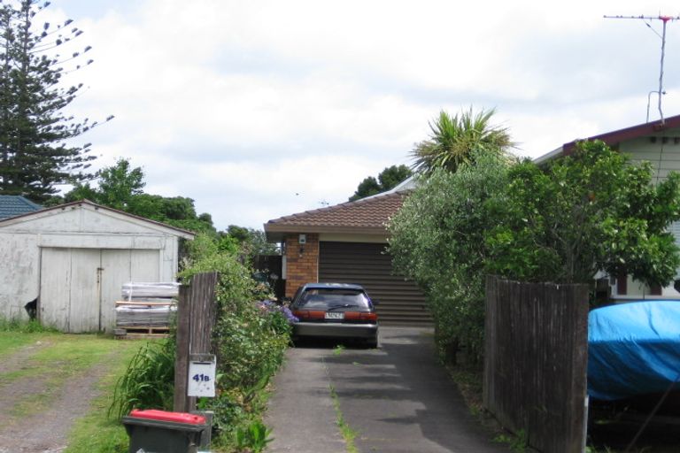 Photo of property in 41b St Michaels Avenue, Point Chevalier, Auckland, 1022