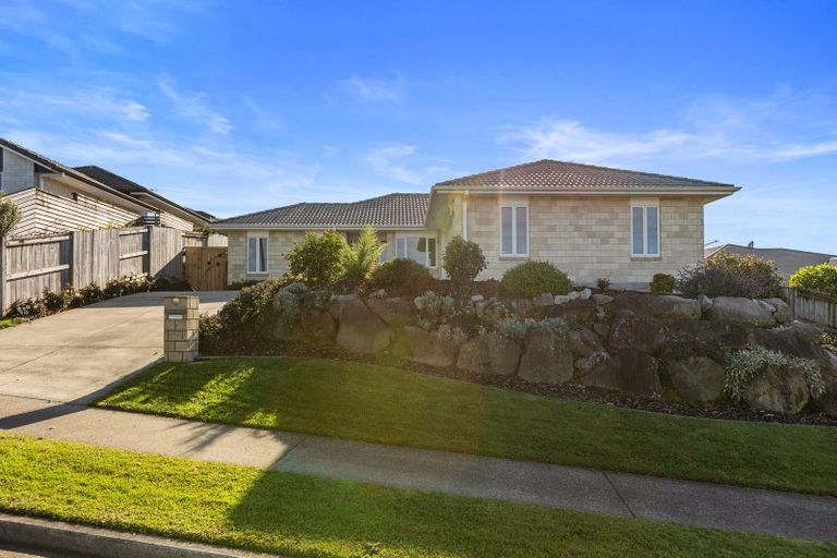 Photo of property in 59 Inverness Drive, Pyes Pa, Tauranga, 3112