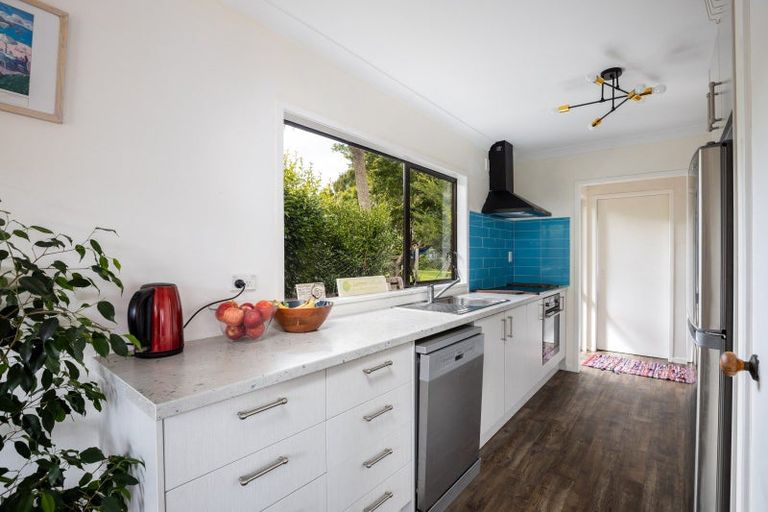 Photo of property in 17 Kipling Drive, Whalers Gate, New Plymouth, 4310