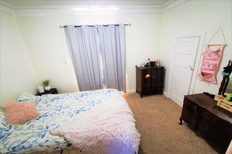 Photo of property in 30 Gordon Street, Dannevirke, 4930