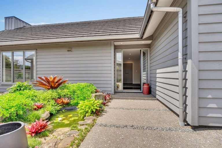 Photo of property in 4 Roseberry Place, Whitianga, 3510