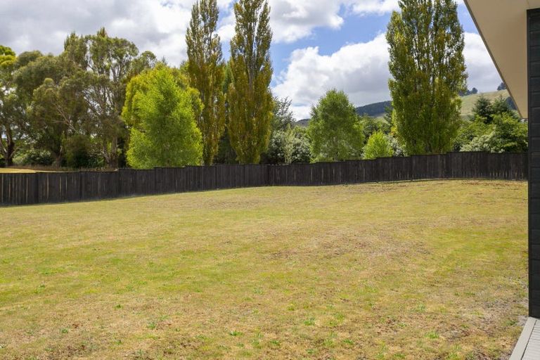 Photo of property in 2/500 Kinloch Road, Kinloch, Taupo, 3377
