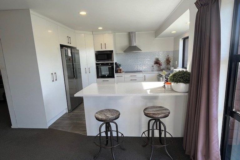 Photo of property in 5 Nicholas Road, Somerville, Auckland, 2014