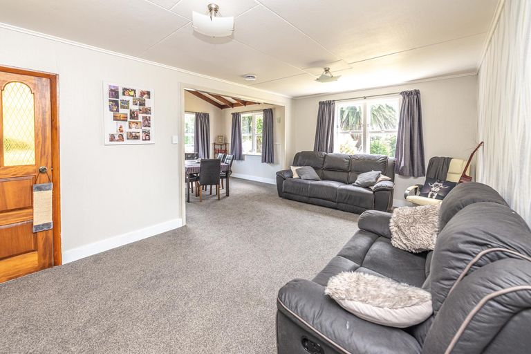 Photo of property in 1 Toi Street, Tawhero, Whanganui, 4501