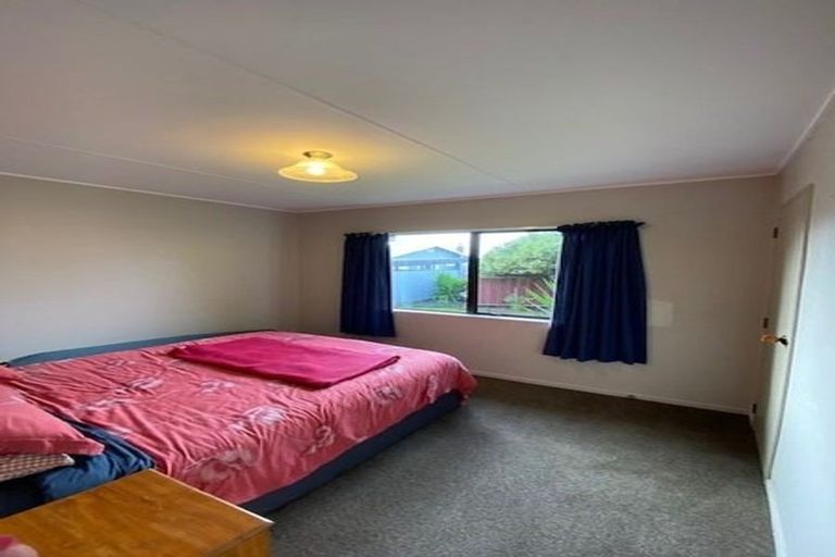 Photo of property in 15a Waterhouse Street, Taradale, Napier, 4112