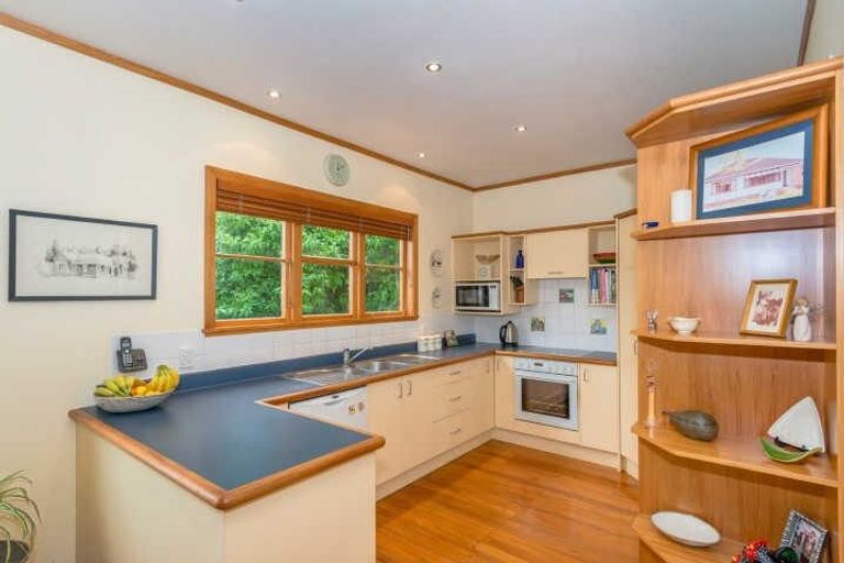 Photo of property in 1 Jellicoe Drive, Hamilton East, Hamilton, 3216