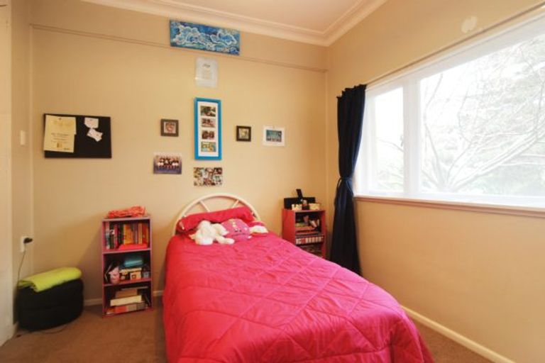 Photo of property in 16 Valley Road, Pukekohe, 2120