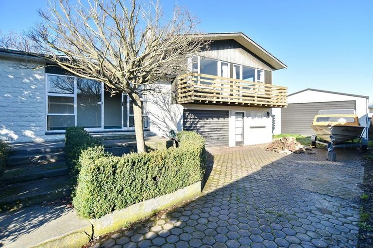 Photo of property in 7 Coates Place, Rangiora, 7400