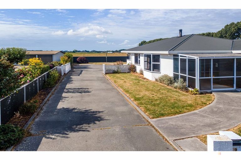 Photo of property in 19 Timaru Road, Waimate, 7924