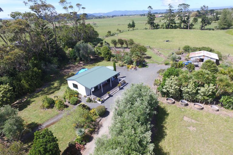 Photo of property in 6177 State Highway 10, Awanui, 0486