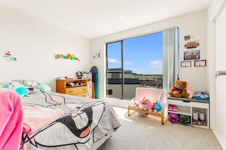 Photo of property in 169b Wainui Road, Silverdale, 0932