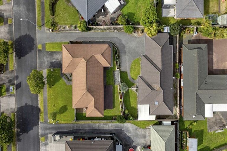Photo of property in 58 Frank Nobilo Drive, Golflands, Auckland, 2013