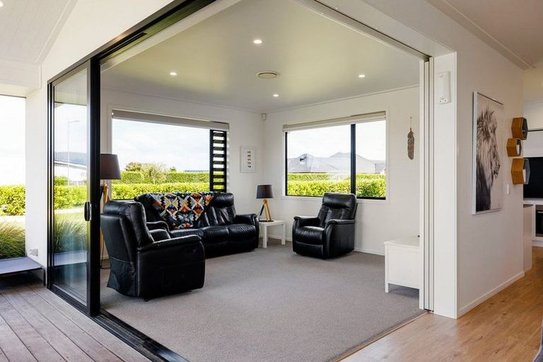 Photo of property in 2 Moemoea Place, Cambridge, 3434