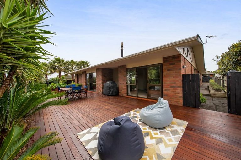 Photo of property in 24 Dillon Drive, Bell Block, New Plymouth, 4312