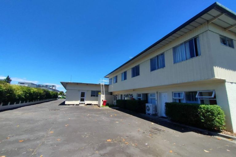 Photo of property in 3 Brook Street, Milford, Auckland, 0620