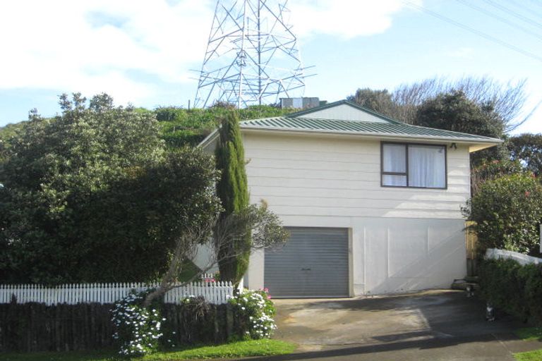 Photo of property in 13 Tahurangi Place, Spotswood, New Plymouth, 4310