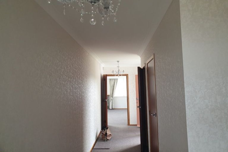 Photo of property in 49 Oxford Street, Tawa, Wellington, 5028